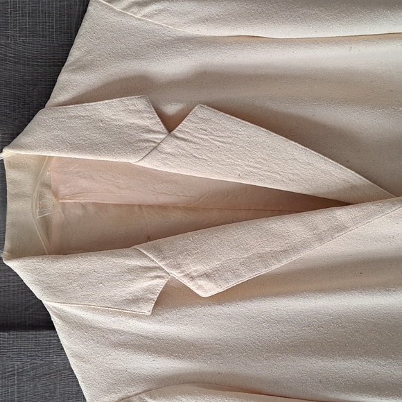 VINTAGE Silk Blazer - Picture 3 of 9